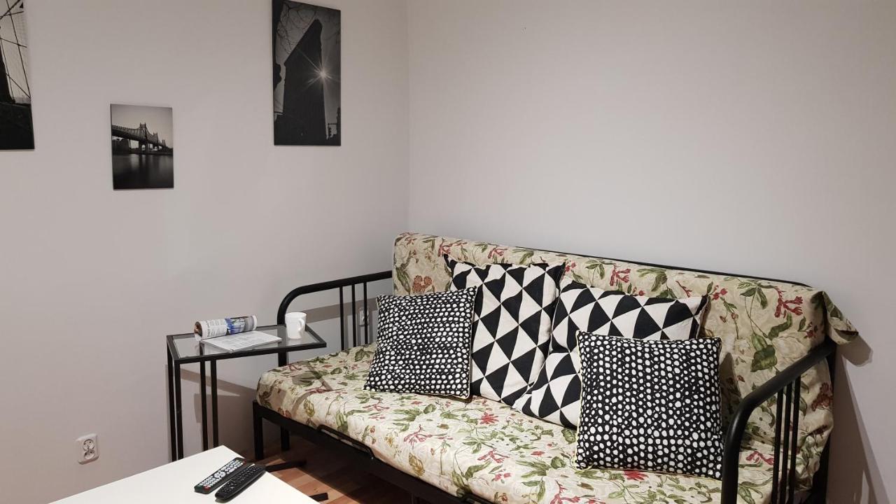 Cozy & Fun Rooms Wojewodzka, Chopina, Damrota Катовице Екстериор снимка
