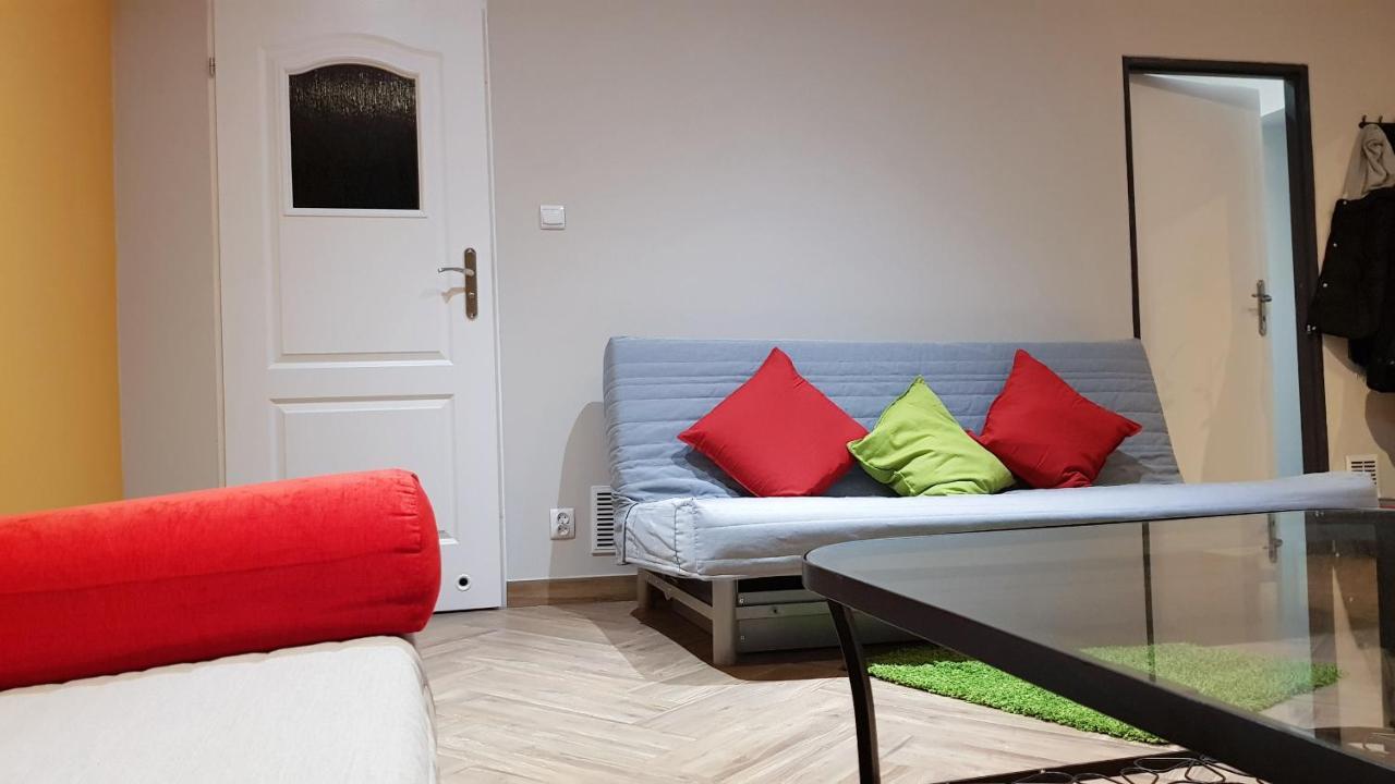 Cozy & Fun Rooms Wojewodzka, Chopina, Damrota Катовице Екстериор снимка