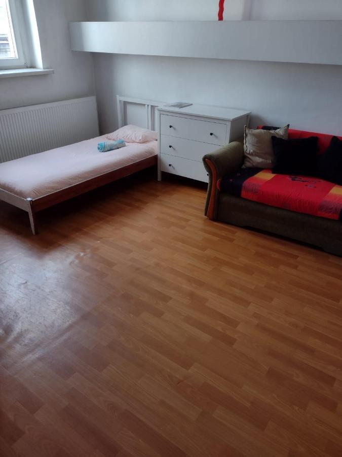 Cozy & Fun Rooms Wojewodzka, Chopina, Damrota Катовице Екстериор снимка
