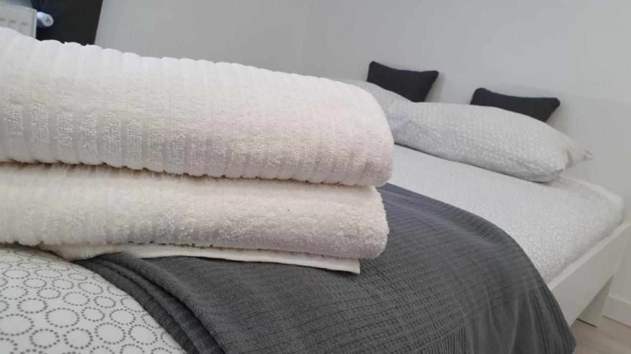Cozy & Fun Rooms Wojewodzka, Chopina, Damrota Катовице Екстериор снимка